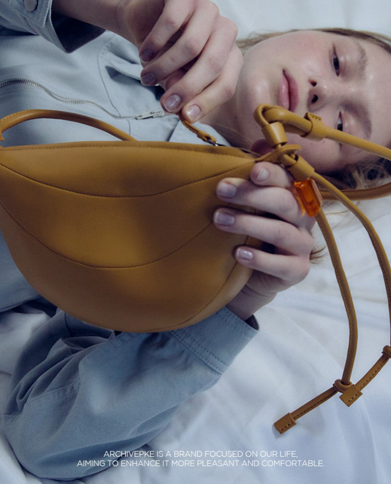 5/1 Price Increase【WE ARE】Korea Archivepke Fling bag OVBAX24002/OVBAX25001/OVBAX25002