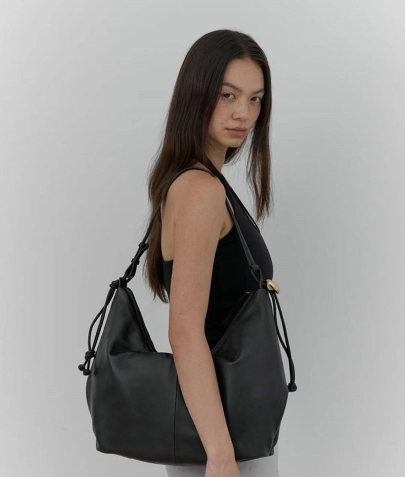 【WE ARE】Korea Archivepke Large Bridge Bag Sheepskin Dumpling Bag OVBAX25005