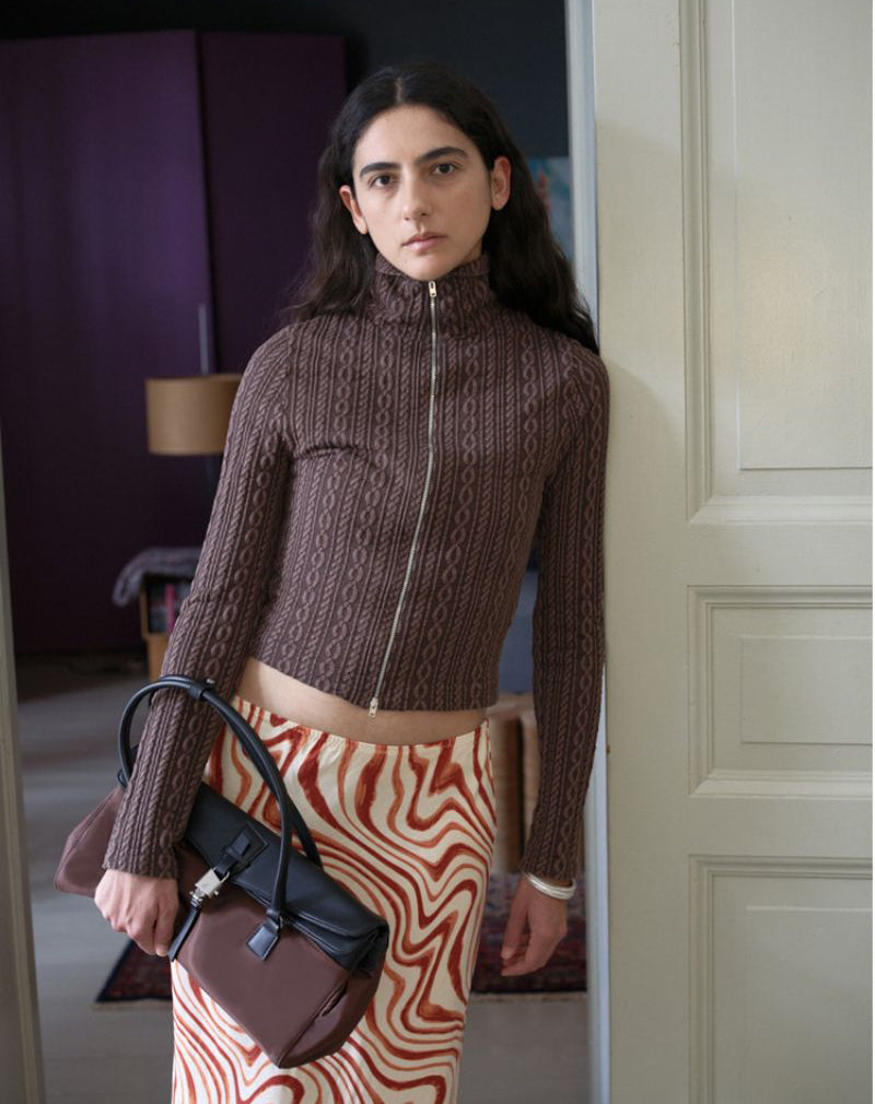 【WE ARE】Korea Archivepke different material lock bag armpit bag OVBAX24520