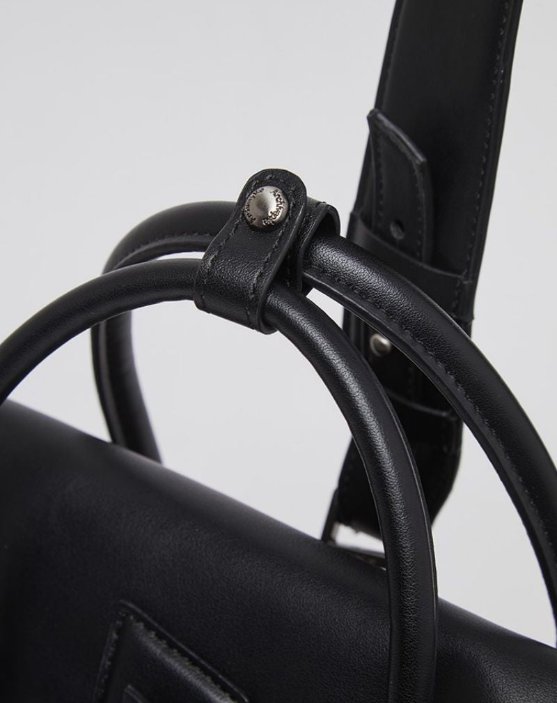 【WE ARE】Korea Archivepke Luv lock lock briefcase OVBBX24501