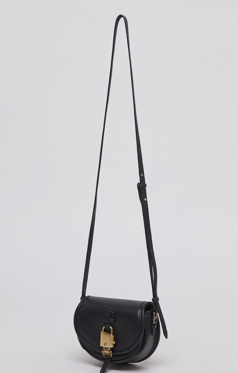 【WE ARE】Korea Archivepke Luv lock mini lock mini messenger bag OVBRX24502