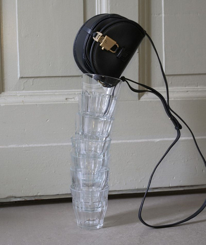 【WE ARE】Korea Archivepke Luv lock mini lock mini messenger bag OVBRX24502