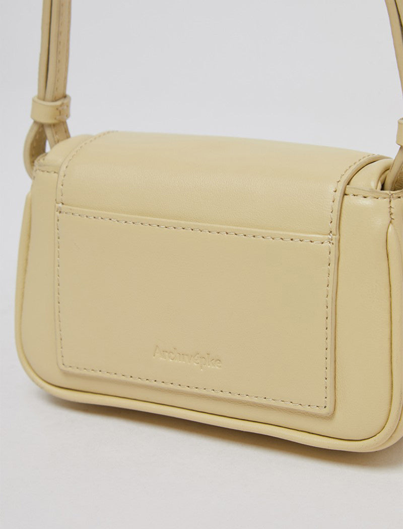 【WE ARE】Korea Archivepke Luv hole mini crossbody mini bag OVBRX24511