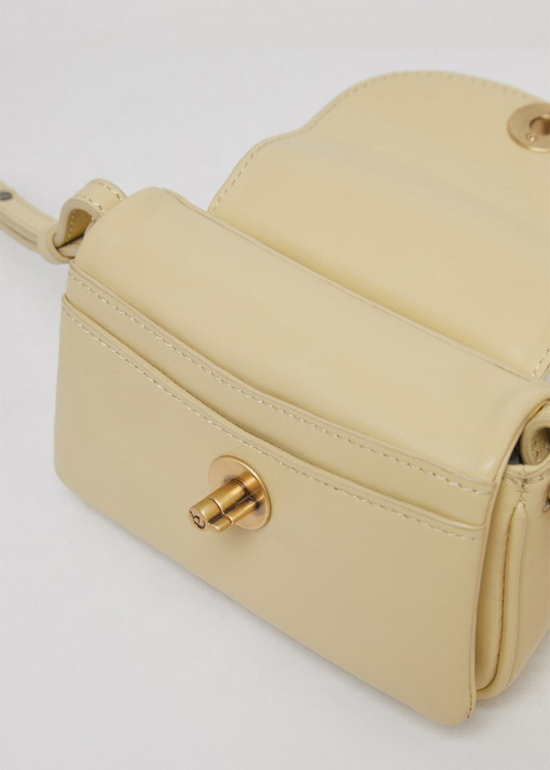 【WE ARE】Korea Archivepke Luv hole mini crossbody mini bag OVBRX24511