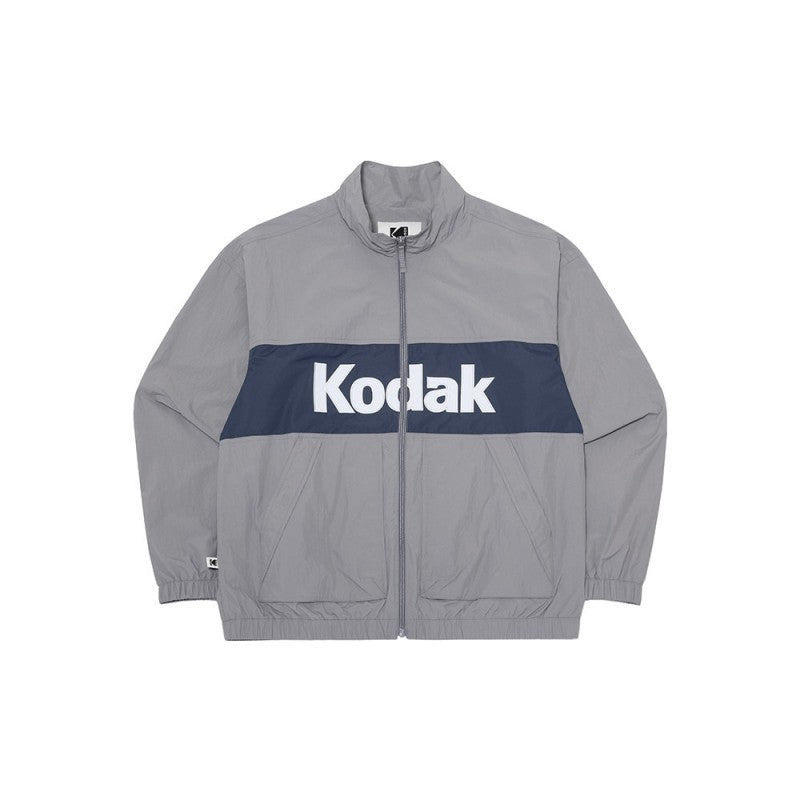 【WE ARE】Korea KODAK Kodak color matching large LOGO jacket K5123EJKQ1