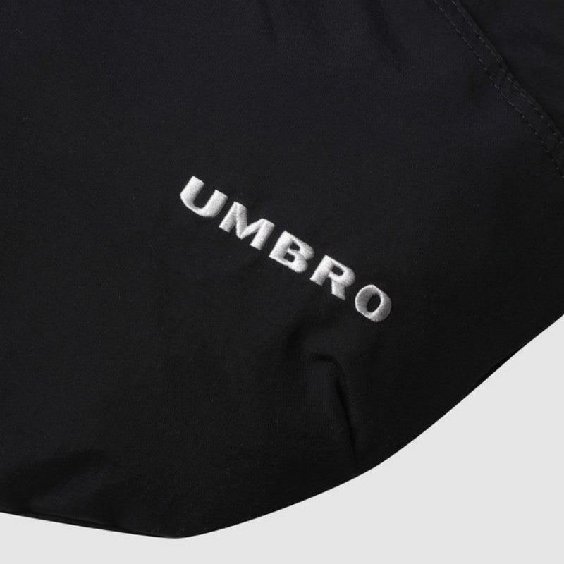 【WE ARE】韓國Umbro 尼龍半月包UQ223CBG53