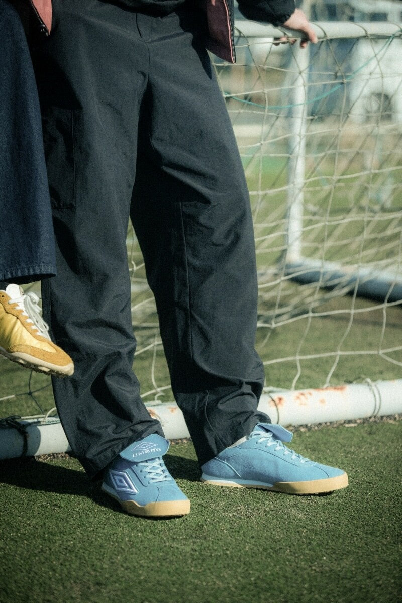 【WE ARE】韓國Umbro HOLLIGAN 5V5運動鞋 UQ123CCU16
