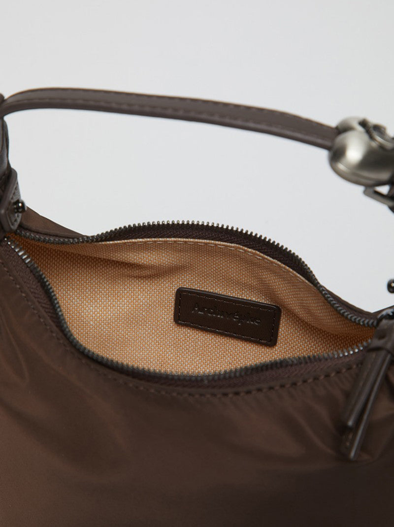 【WE ARE】韓國Archivepke Mini Luv Moon Bag(尼龍) OVBRX25101