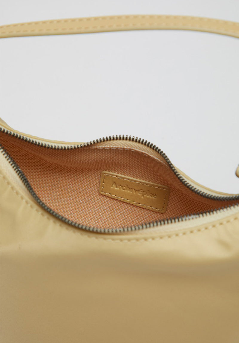 【WE ARE】韓國Archivepke Mini Luv Moon Bag(尼龍) OVBRX25101