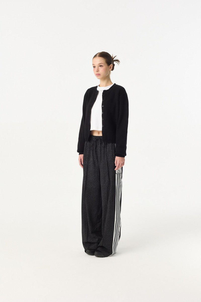 【WE ARE】韓國DONTBELATE 側logo豹紋直筒運動褲