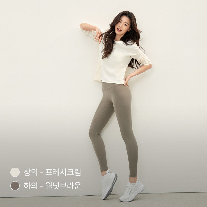 【WE ARE】韓國Andar長袖T恤+9分緊身打底褲=兩件套套裝ANDAR12352