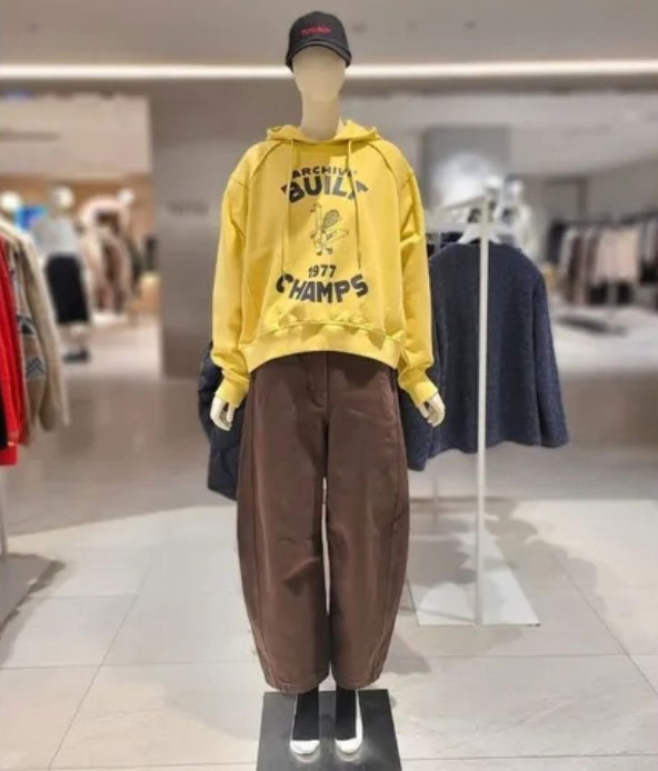 (建議165以下)【WE ARE】韓國Studio Tomboy 休閒彎刀褲(版型偏大) 9106162551