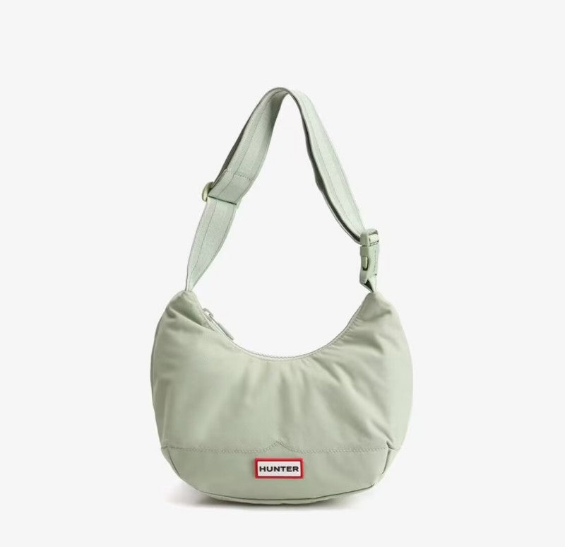 小號【WE ARE】韓國HUNTER 小號HOBO包 HCU3600BSZ
