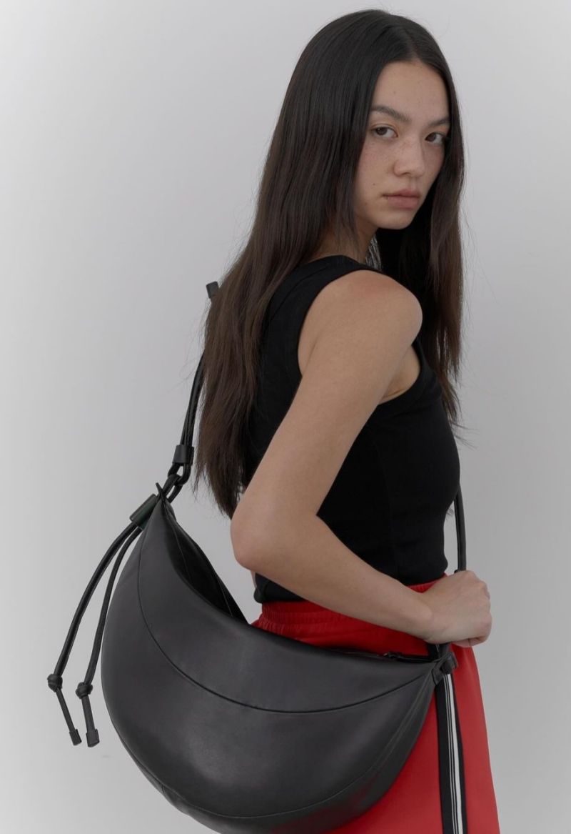 超大號!【WE ARE】韓國Archivepke Large fling bag OVBAX24503