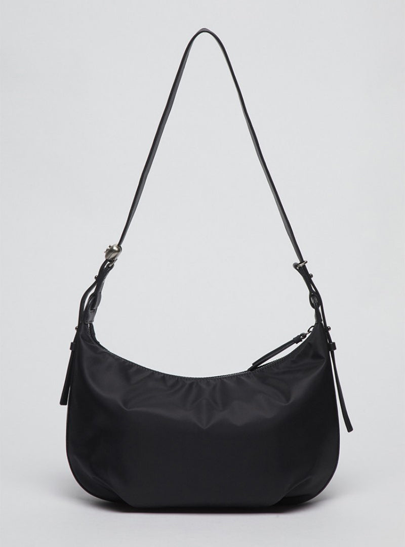 【WE ARE】韓國Archivepke Large Luv Moon bag OVBAX25114