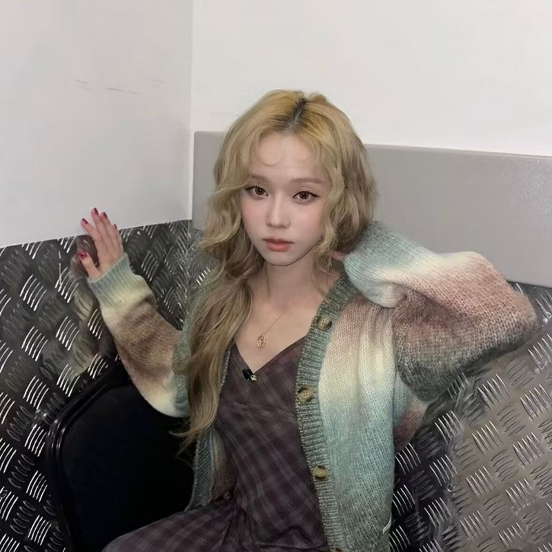 【WE ARE】Korea Zeroplanet Golden Winter Mixed Color Two-Wear Sweater Z24FOT10FO