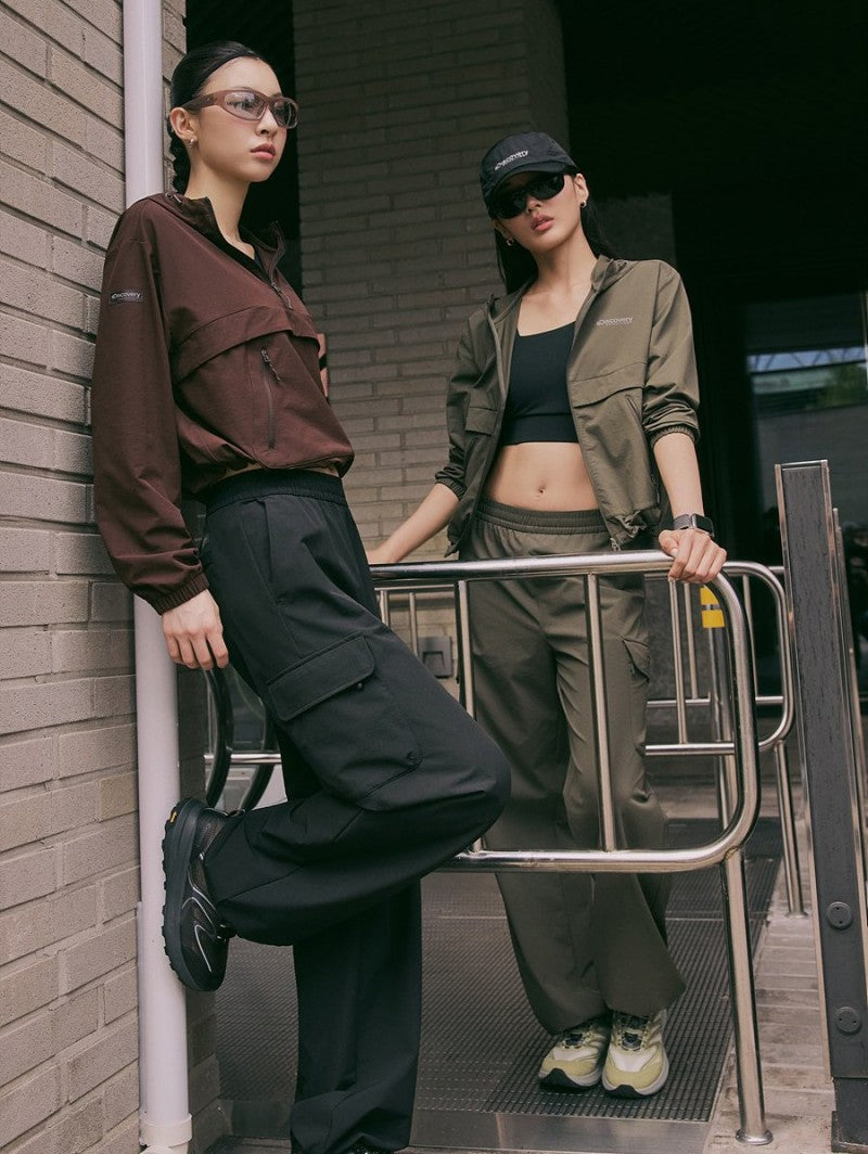 女款【WE ARE】韓國Discovery 梭織連帽外套DWTR44054