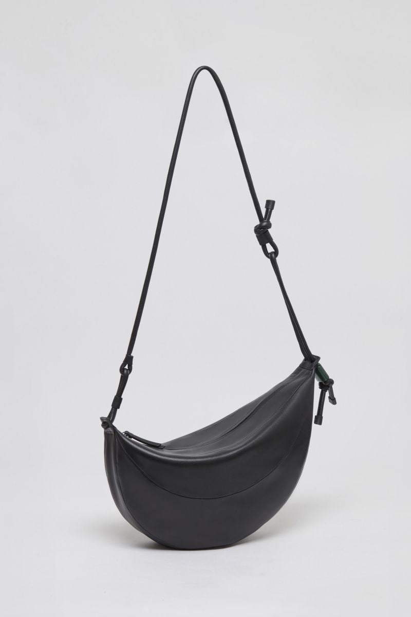 超大號!【WE ARE】韓國Archivepke Large fling bag OVBAX24503