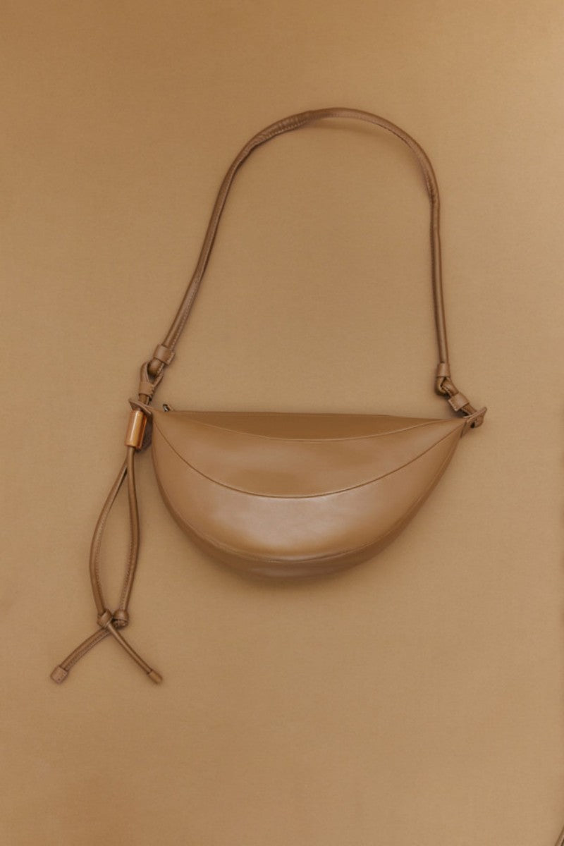 5/1 Price Increase【WE ARE】Korea Archivepke Fling bag OVBAX24002/OVBAX25001/OVBAX25002