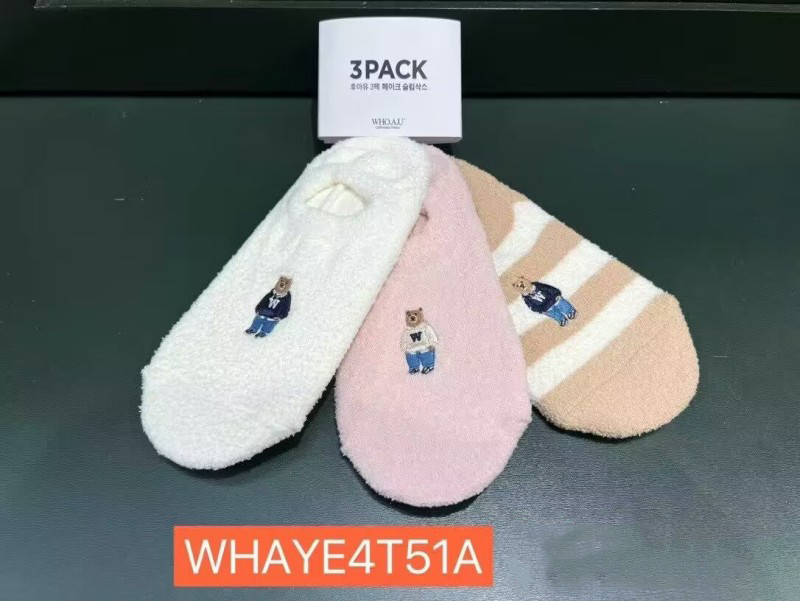 【WE ARE】Korea WHO.AU Bear Sleeping Casual Boat Socks WHAYE4T51A