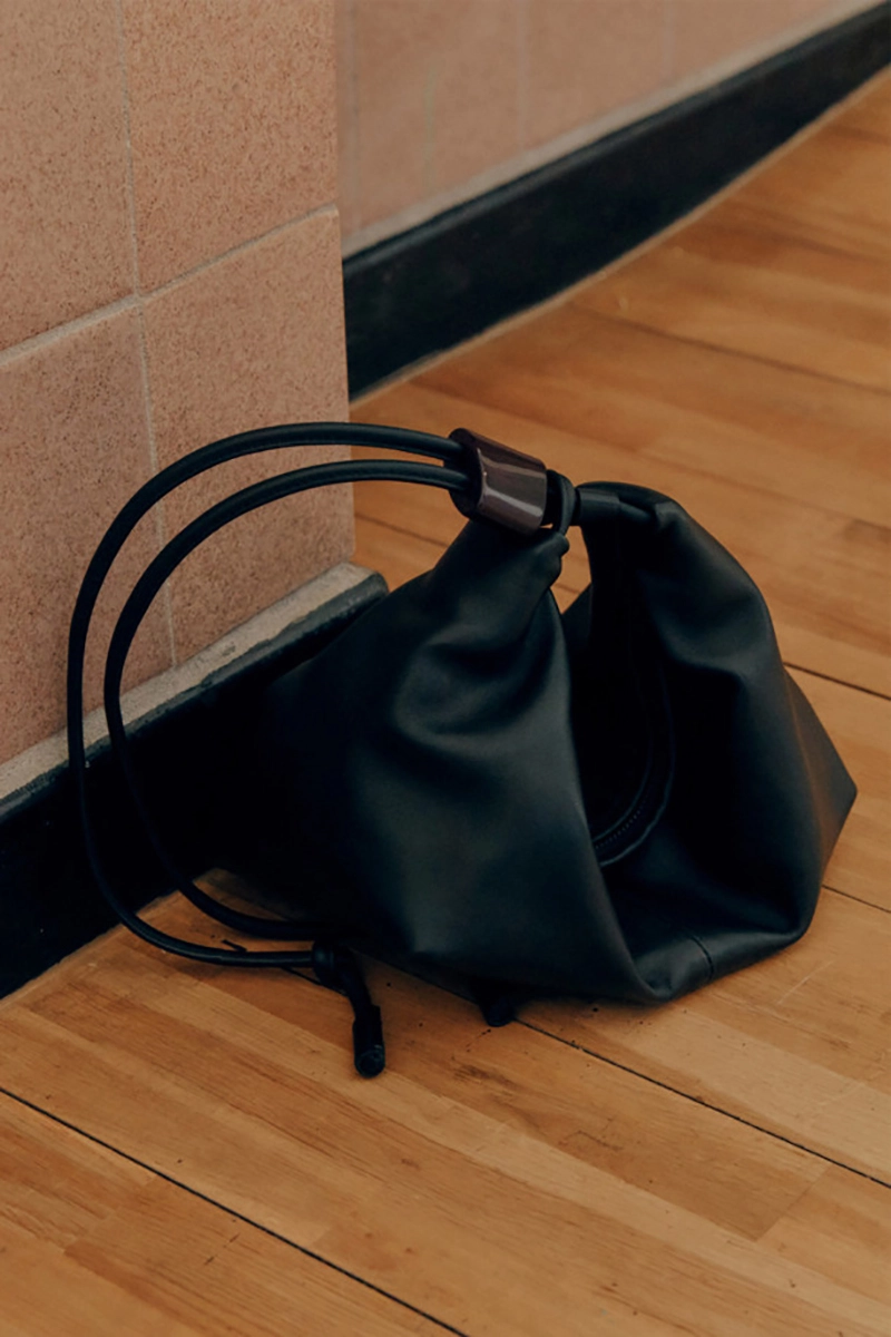 【WE ARE】Korea Archivepke purchases 24-year new dumpling bag shoulder bag OVBAX25004