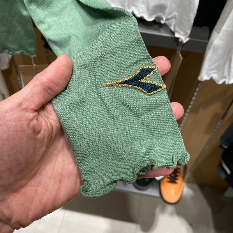 Limited-time discount: 【WE ARE】 Korean Diadora base layer T-shirt D4422TRL73