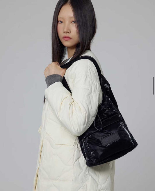 【WE ARE】韓國HUNTER防水面料抽繩水桶包單肩包HDWK024BXZ