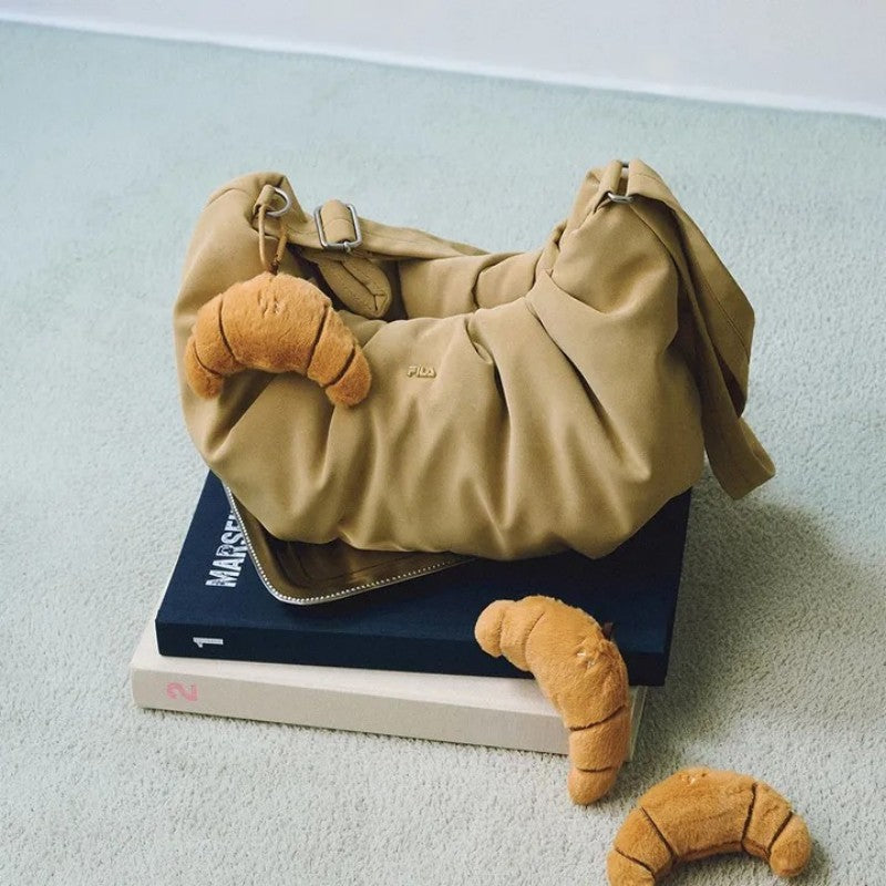 【WE ARE】韓國FILA休閒單肩包（配掛件）FS264BC01F001