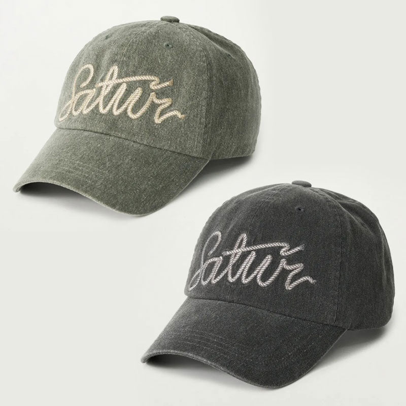 【WE ARE】韓國Satur草寫logo棒球帽 SA261UAP03