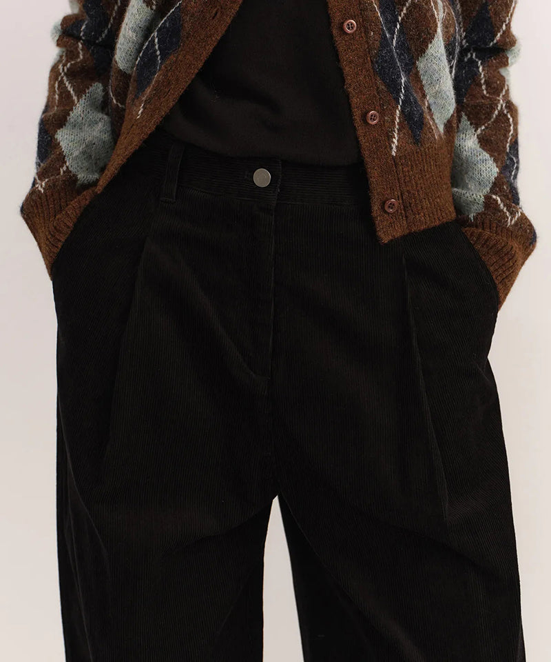 大茜選品【WE ARE】韓國musinsa standard打褶燈芯絨褲 MWEPC8C05