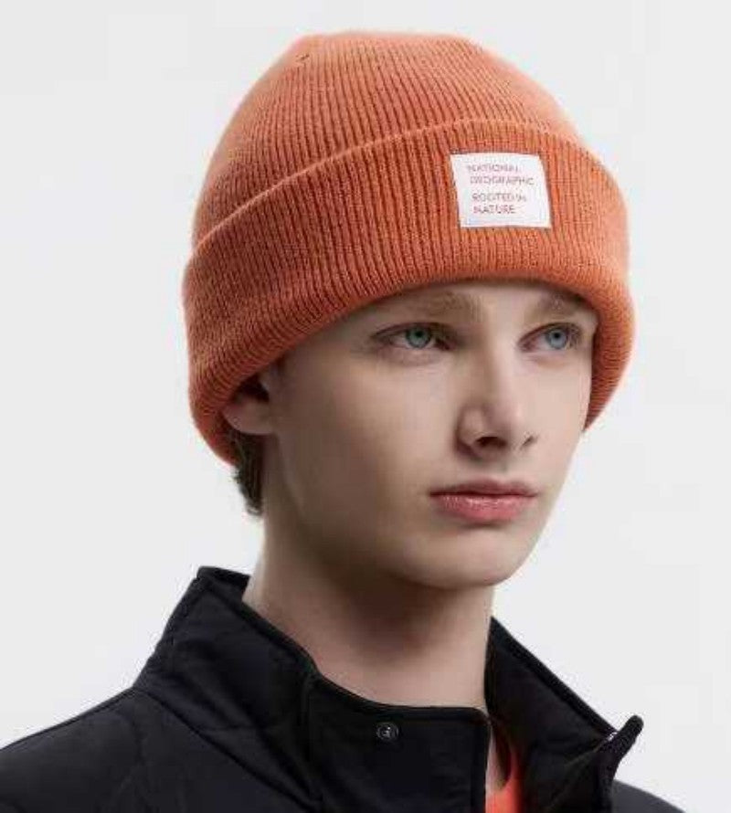 【WE ARE】韓國國家地理 布標logo針織毛帽 N253AHA100