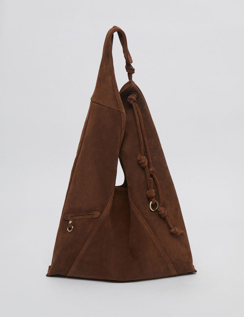 【WE ARE】韓國Archivepke Knotted layer bag 麂皮扭結包 OVBAX25036