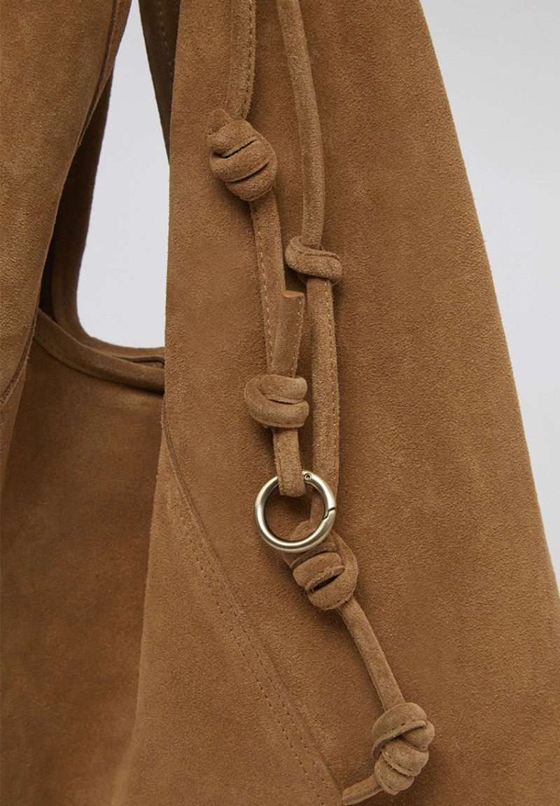 【WE ARE】韓國Archivepke Knotted layer bag 麂皮扭結包 OVBAX25036