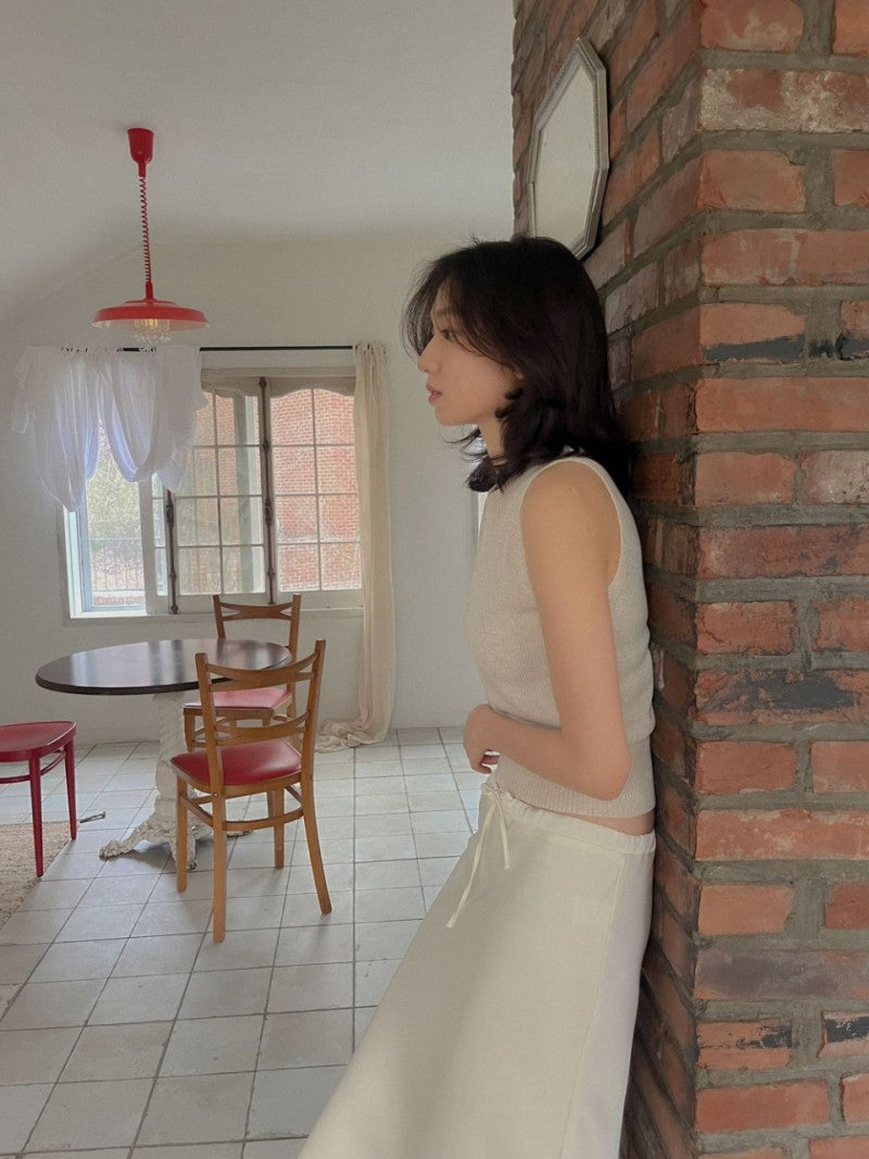 【WE ARE】韓國STUDIO SALT燕麥針織背心 HALTERNECK