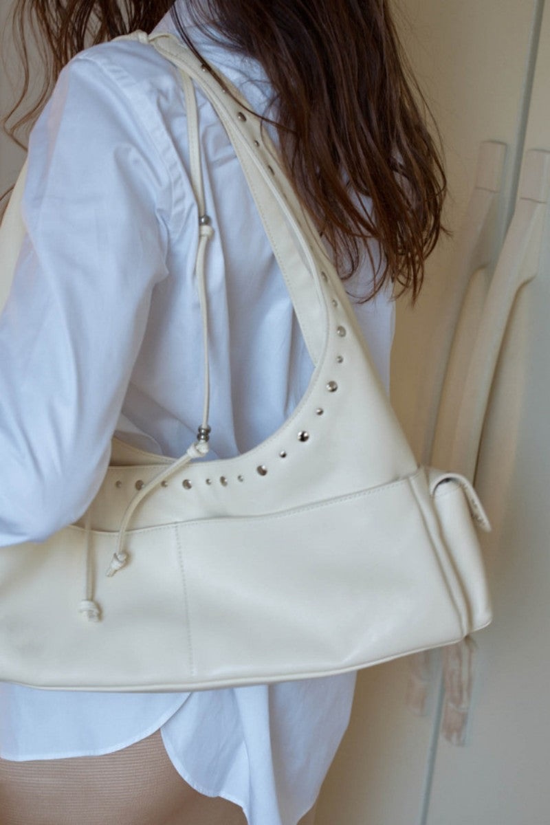 【WE ARE】韓國Archivepke Freckle shoulder bag 卯釘腋下包 OVBSX25005