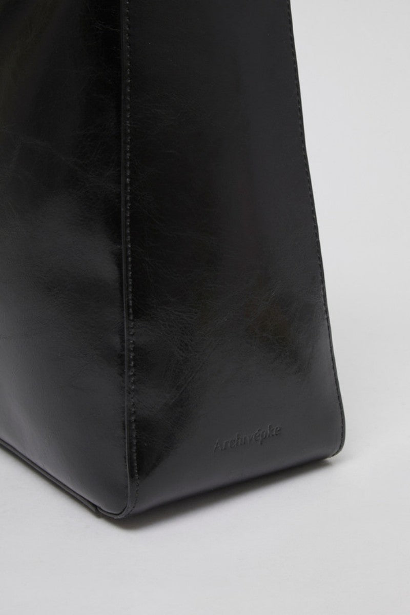 【WE ARE】韓國Archivepke Large clip fold bag OVBAX24020