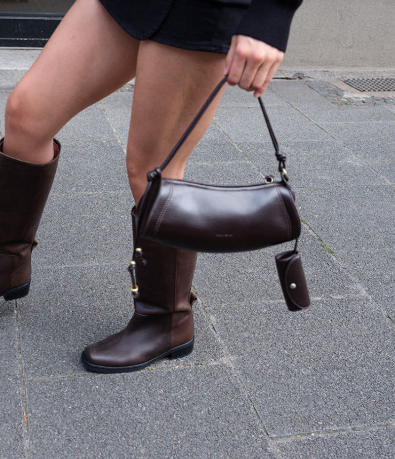 【WE ARE】韓國Archivepke Knotted case bag OVBAX25215