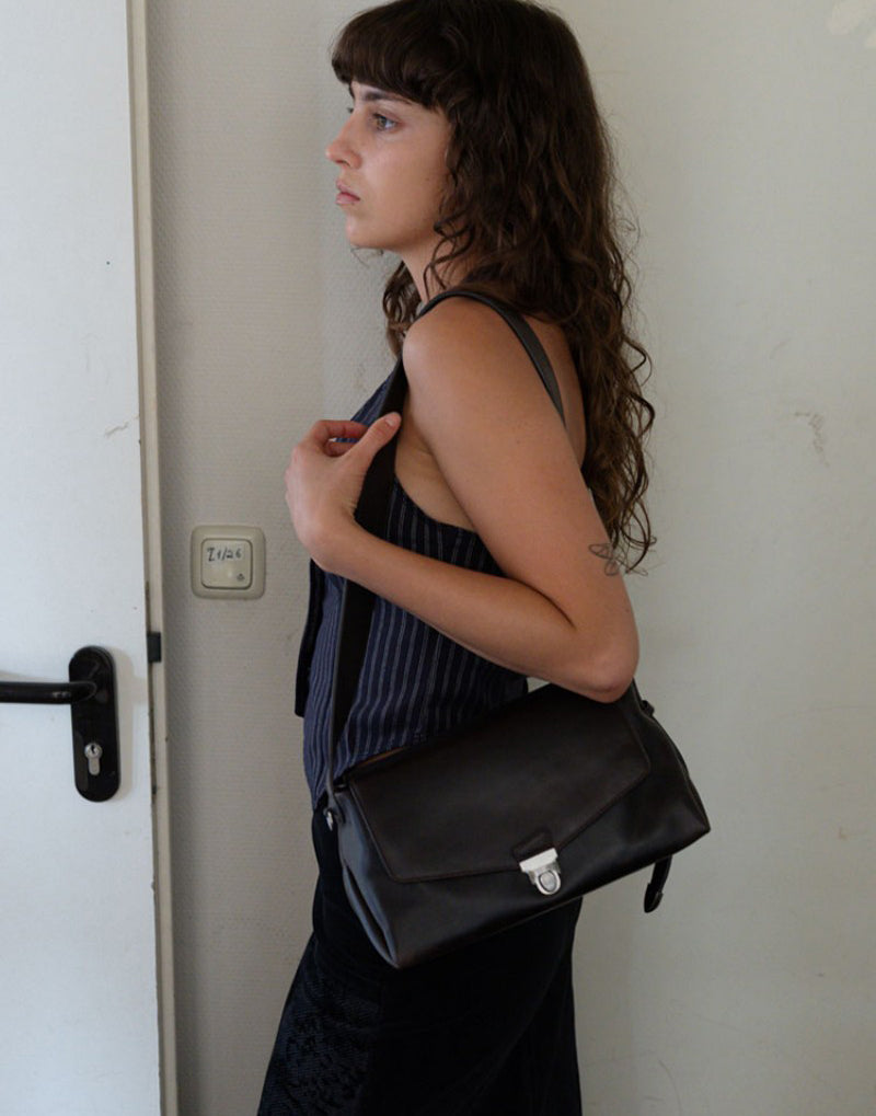 【WE ARE】韓國Archivepke Lock square bag OVBAX25226