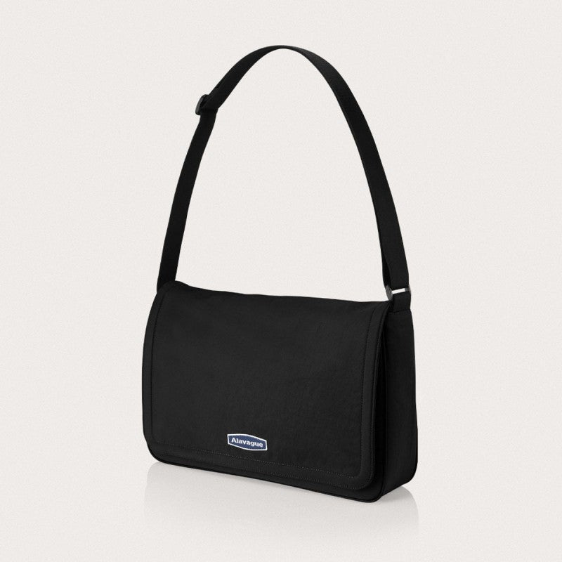 【WE ARE】韓國ALAVAGUE休閒單肩斜挎包만타백 L