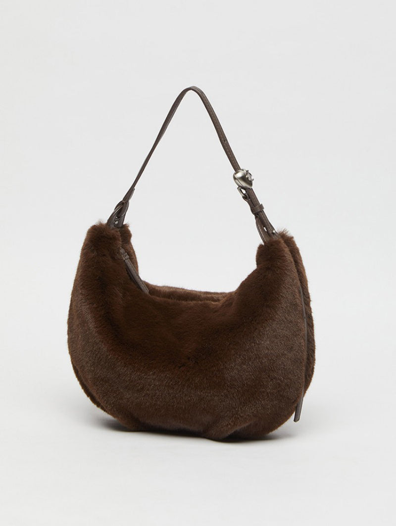 【WE ARE】韓國Archivepke Luv moon bag 毛絨單肩腋下包OVBAX25311