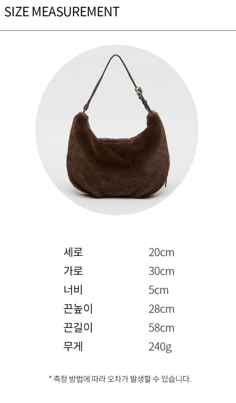 【WE ARE】韓國Archivepke Luv moon bag 毛絨單肩腋下包OVBAX25311