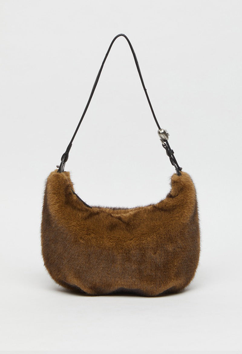 【WE ARE】韓國Archivepke Luv moon bag 毛絨單肩腋下包OVBAX25311