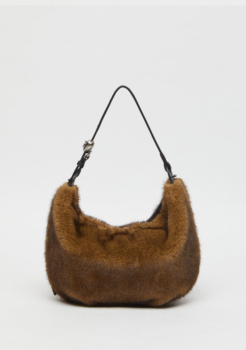 【WE ARE】韓國Archivepke Luv moon bag 毛絨單肩腋下包OVBAX25311