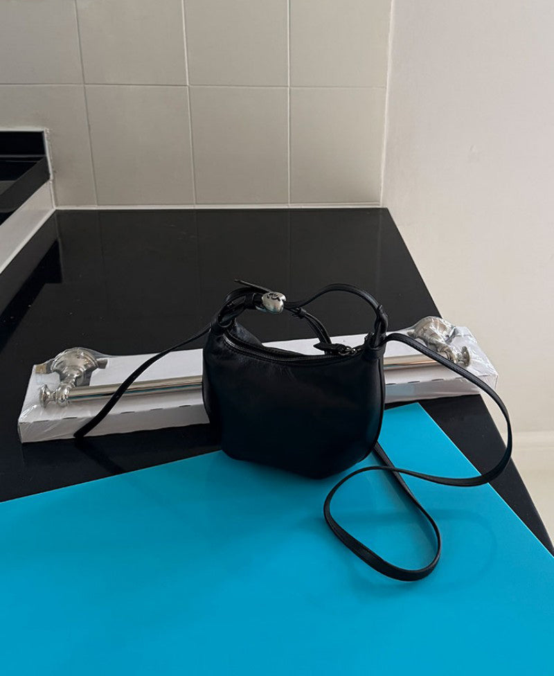 【WE ARE】韓國Archivepke Mini luv moon bag OVBAX26013