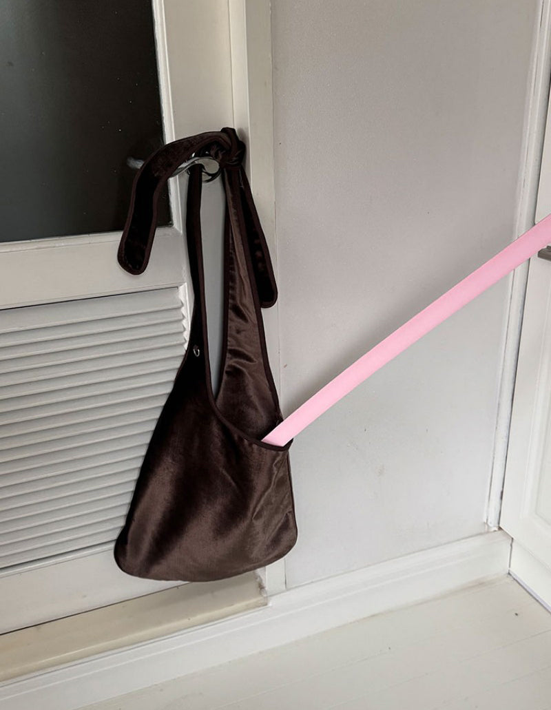 【WE ARE】韓國Archivepke Velvet knotted bag OVBSX26101