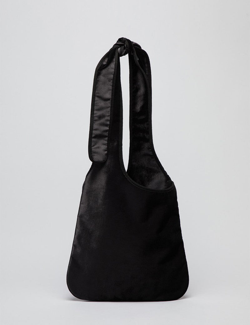 【WE ARE】韓國Archivepke Velvet knotted bag OVBSX26101