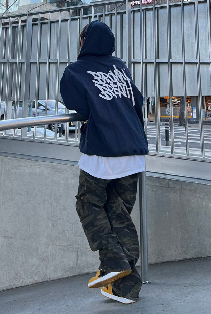 【WE ARE】韓國BROWNBREATH 膠印logo帽Ｔ BKWMHDS01