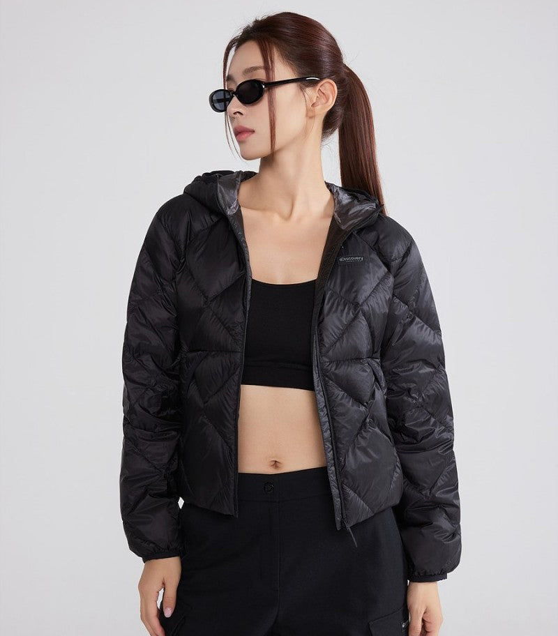 女款【WE ARE】韓國Discovery 菱紋連帽輕羽絨外套DWDJ9M056