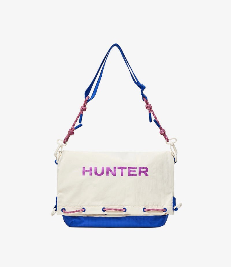 *HUNTER折扣款*【WE ARE】韓國HUNTER休閒多功能抽繩單肩斜挎包HEU7124BXZ