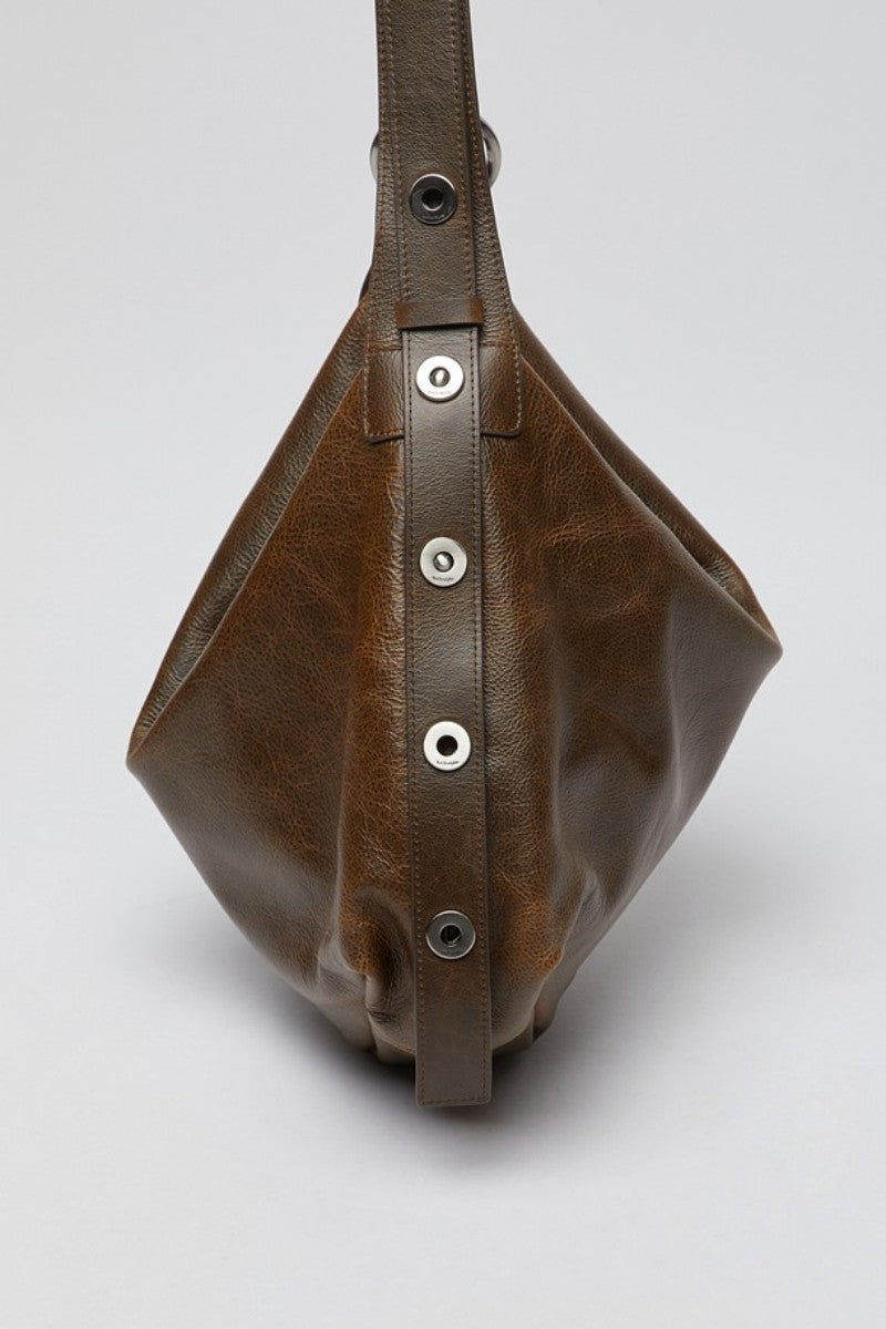 【WE ARE】韓國Archivepke Fling eyelet bag 單肩包OVBAX26254